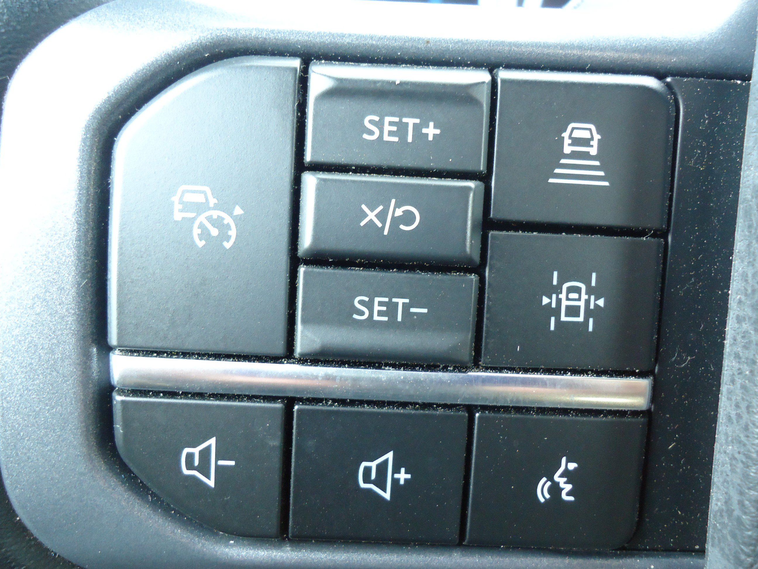 Used 2023 Ford F150 Lariat w/ Equipment Group 502A High AWD/4WD image 25