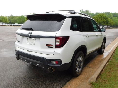 Certified 2023 Honda Passport TrailSport image 4