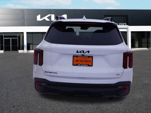 New 2026 Kia Sorento SX image 4