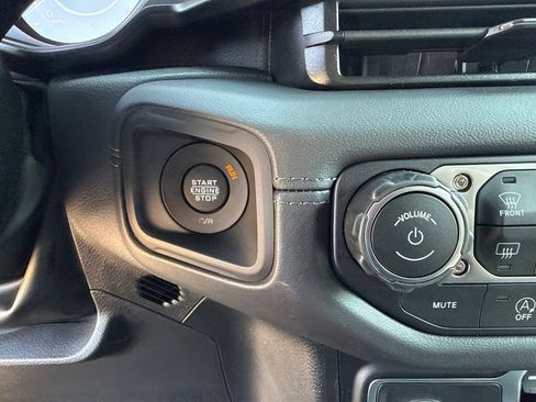 New 2026 Jeep Wrangler Unlimited Sahara AWD/4WD image 15