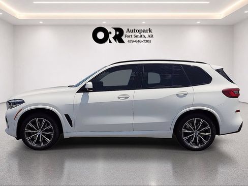 Used 2022 BMW X5 M50i AWD/4WD image 3