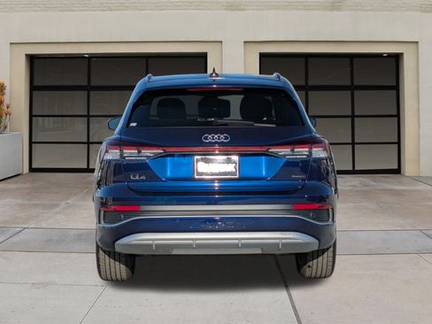 Used 2023 Audi Q4 e-tron Premium w/ Convenience Package image 5