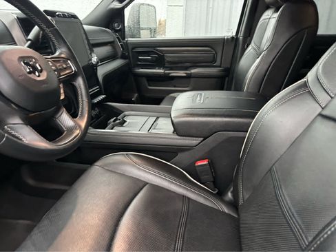 Used 2024 RAM 2500 Limited image 16