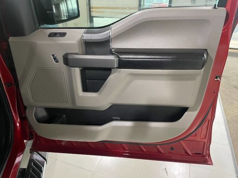 Used 2015 Ford F150 XLT w/ Equipment Group 302A Luxury image 29