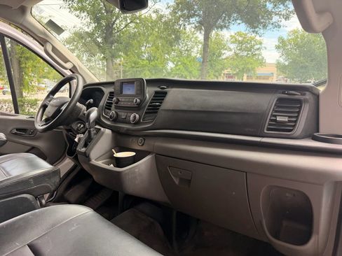 Used 2020 Ford Transit 250 Low Roof RWD image 8