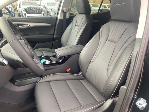 New 2025 Buick Envision Avenir image 15