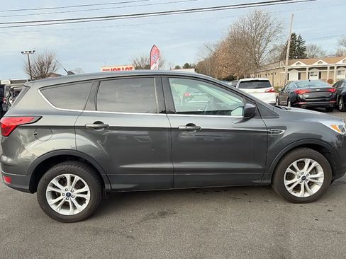 Used 2019 Ford Escape SE AWD/4WD image 10