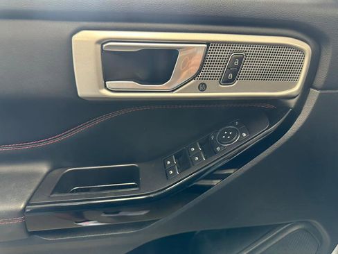 Used 2022 Ford Explorer ST-Line w/ Class IV Trailer Tow Package image 29