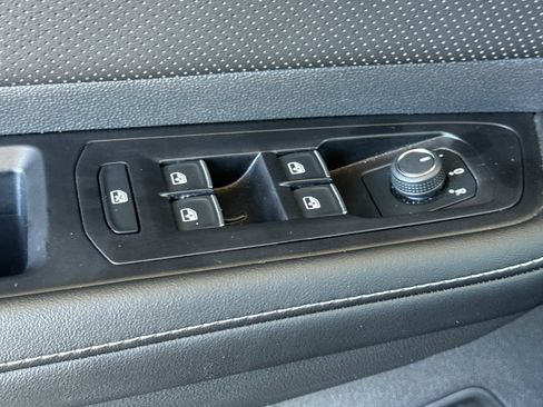 Used 2026 Volkswagen Atlas SE AWD/4WD image 14