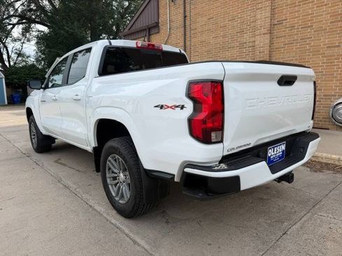 Used 2024 Chevrolet Colorado LT AWD/4WD image 20