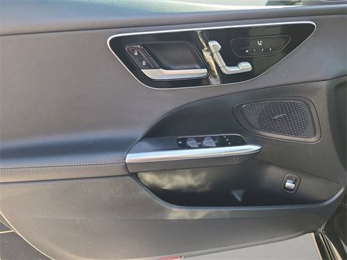 Used 2023 Mercedes-Benz C 300 4MATIC Sedan w/ Exclusive Trim Package image 24