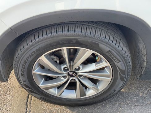 Used 2019 Hyundai Santa Fe FWD image 7