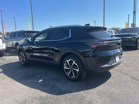 New 2026 Chevrolet Equinox EV LT image 5