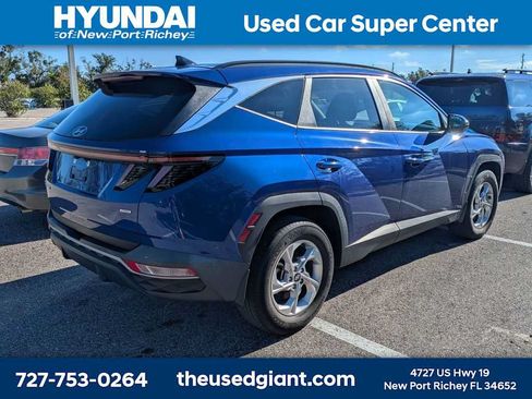 Certified 2023 Hyundai Tucson SEL w/ Winter Package AWD/4WD image 2