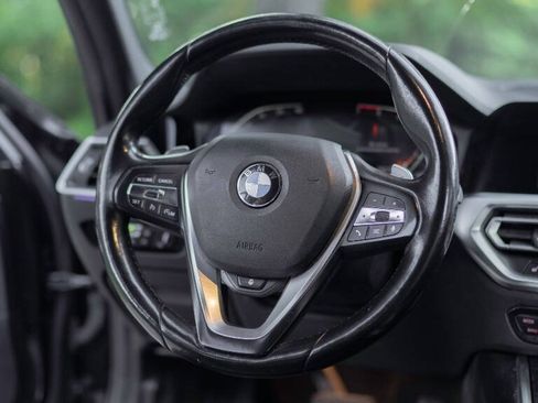 Used 2021 BMW 330i xDrive Sedan w/ Premium Package AWD/4WD image 18