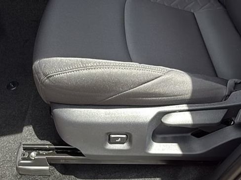 Used 2026 Toyota Tacoma SR5 RWD image 18