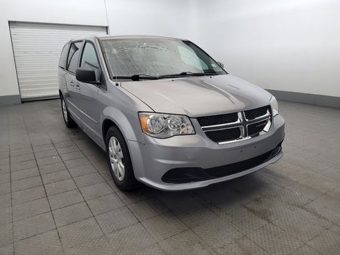Used 2016 Dodge Grand Caravan SE w/ Quick Order Package 29E SE FWD image 13