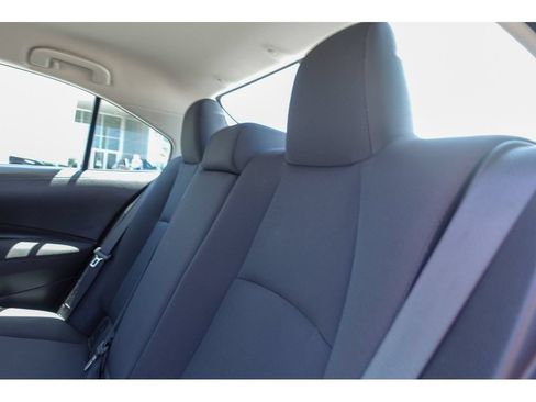 Used 2025 Toyota Corolla LE FWD image 28