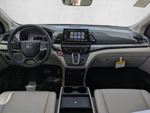 New 2026 Honda Odyssey EX-L image 15