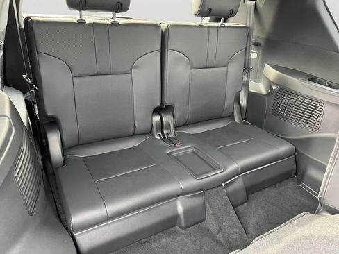 New 2026 Lexus LX 700h Luxury image 8