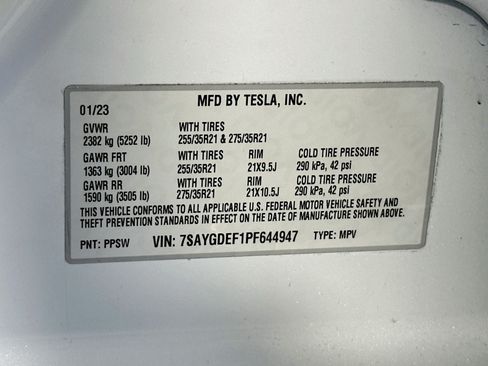 Used 2023 Tesla Model Y Performance AWD/4WD image 12