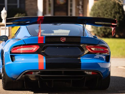 Used 2017 Dodge Viper ACR w/ Extreme Aero Package image 17