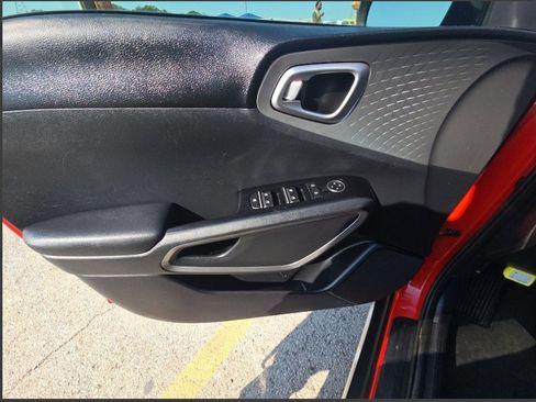 Used 2020 Kia Soul X-Line image 26
