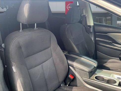 Used 2018 Nissan Murano SV AWD/4WD image 29