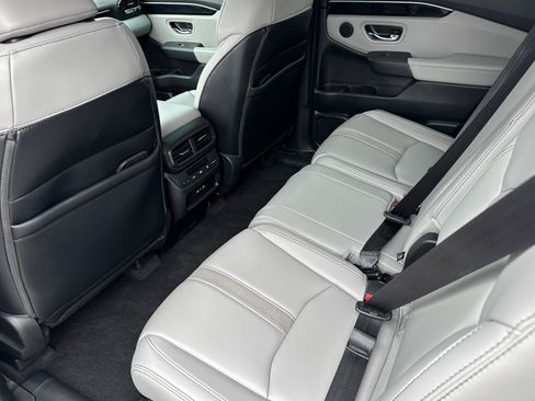 Certified 2025 Honda Pilot EX-L image 28