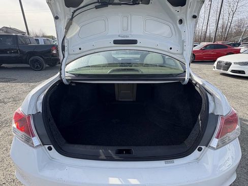 Used 2010 Honda Accord LX image 18