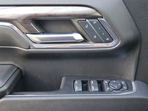 Used 2024 Chevrolet Silverado 1500 LTZ w/ LTZ Convenience Package II image 8