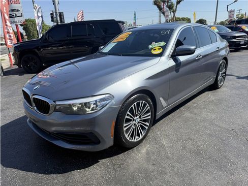 Used 2019 BMW 530i image 11