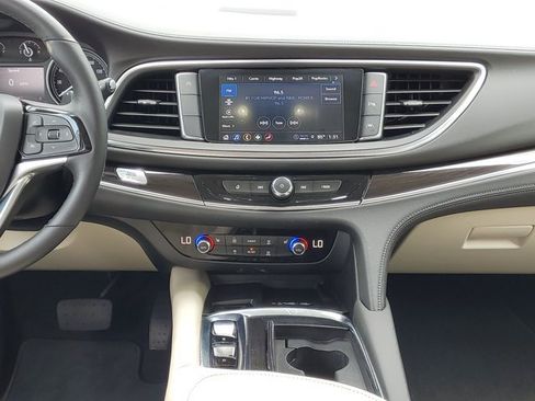 Used 2023 Buick Enclave Essence w/ Experience Buick Package FWD image 25