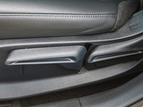 Certified 2025 Honda Civic Sport image 23