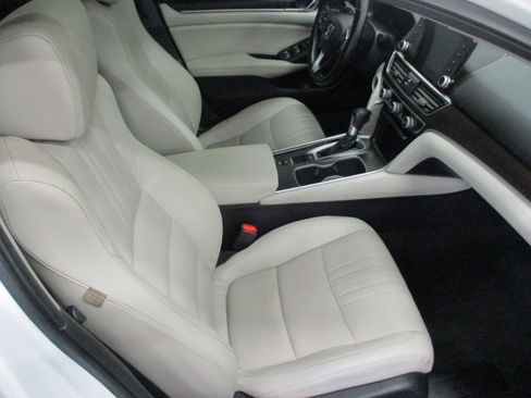Used 2018 Honda Accord EX-L image 13