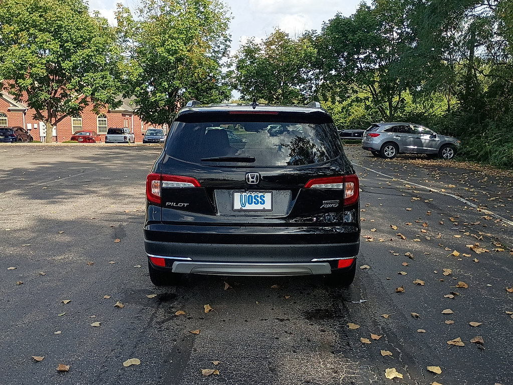 Certified 2022 Honda Pilot Touring image 4