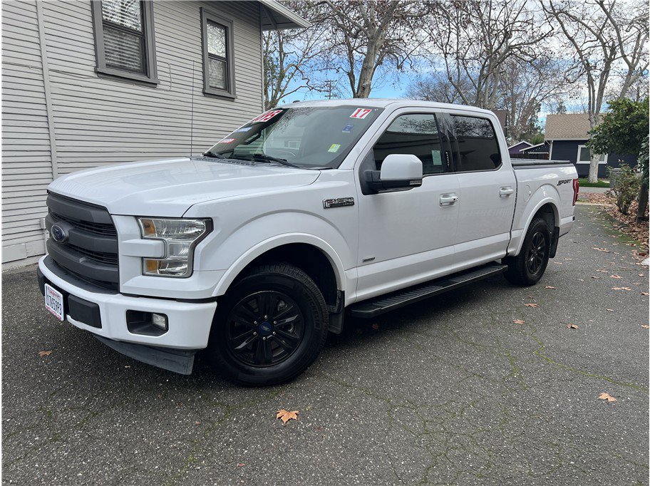 Used 2017 Ford F150 Lariat RWD image 3