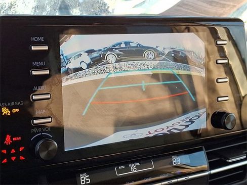 Certified 2024 Toyota Sienna LE image 24