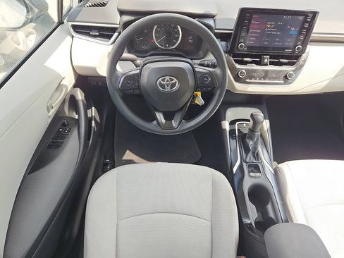 Used 2022 Toyota Corolla LE FWD image 7