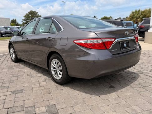 Used 2015 Toyota Camry LE FWD image 22