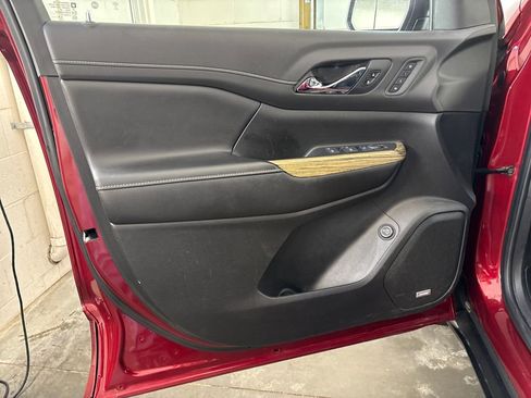 Used 2019 GMC Acadia Denali w/ Technology Package image 13