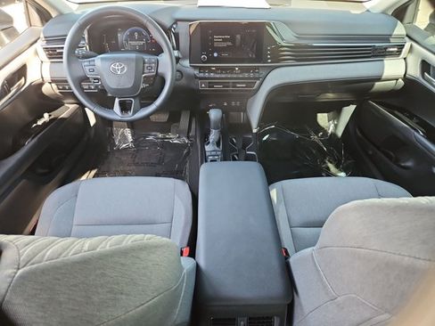 Used 2026 Toyota Camry LE w/ Convenience Package FWD image 22