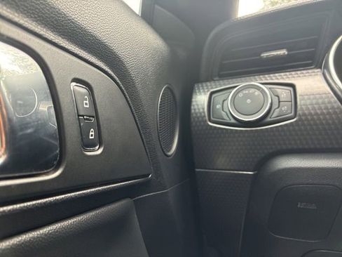 Used 2018 Ford Mustang GT w/ GT Performance Package RWD image 26