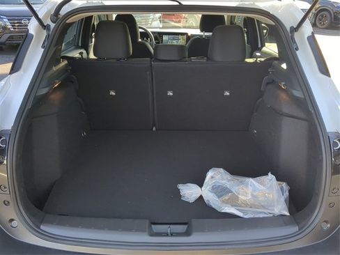 New 2025 Nissan Kicks SV image 12