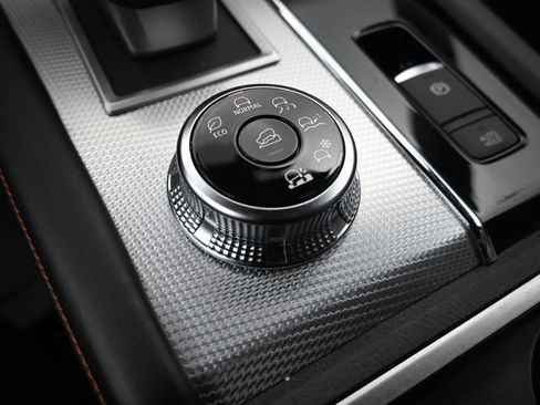 Used 2022 Mitsubishi Outlander SEL image 20