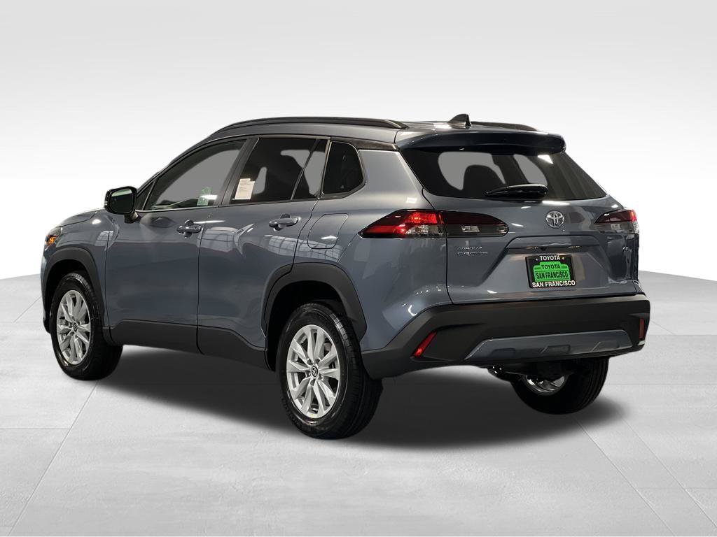 New 2026 Toyota Corolla Cross LE FWD image 3
