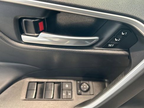 New 2025 Toyota RAV4 XLE Premium image 9
