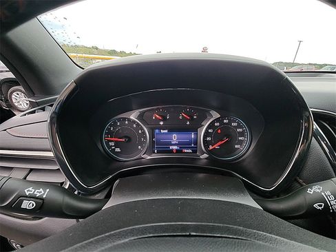 Used 2022 Chevrolet Equinox RS image 16