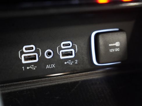 Certified 2024 Jeep Grand Cherokee L Limited w/ Luxury Tech Group II image 30