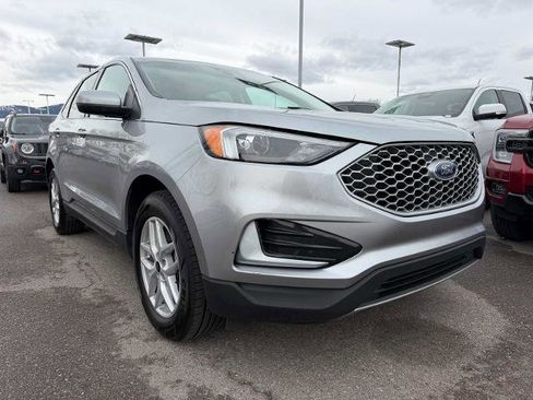 Certified 2024 Ford Edge SEL image 4